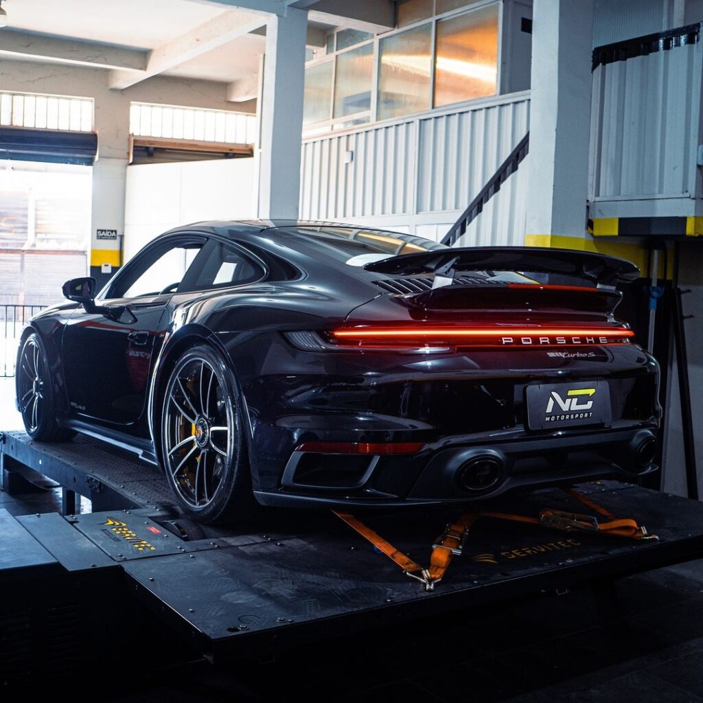 Porsche 911 Turbo S Stage 2